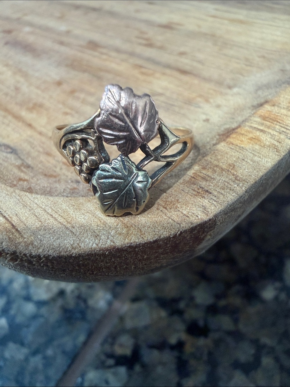 Vintage Black Hills 10kt Gold Two-Tone Leaf and Grape Ring  Black Hills Gold